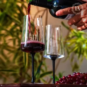 Taças de Vinho – Porque amor bom também respira